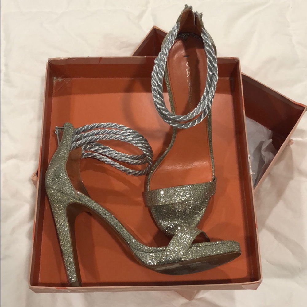 Via Spiga designer heels!